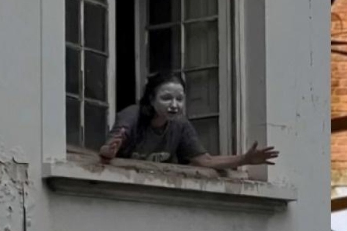 saiba-quando-serie-a-mulher-da-casa-abandonada-estreia-no-prime-video