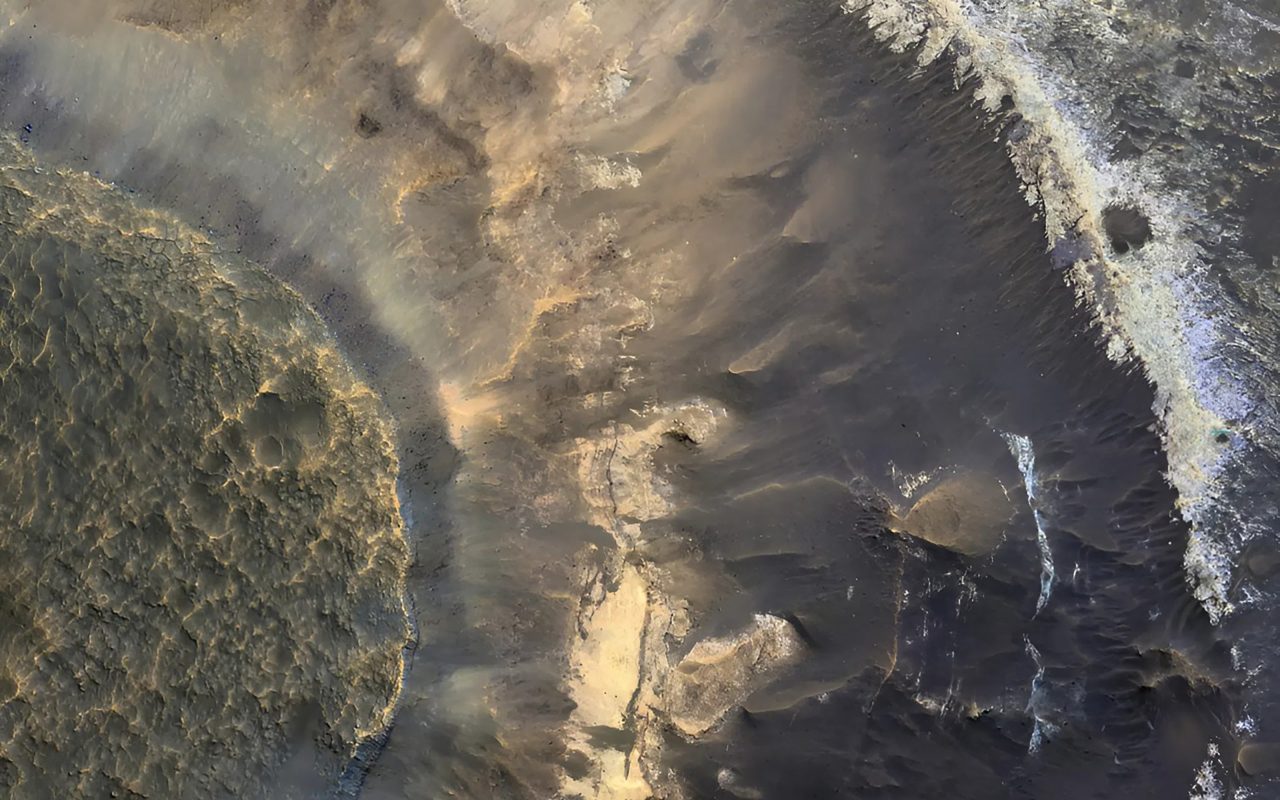 camadas-de-argila-em-marte-podem-conter-sinais-de-vida