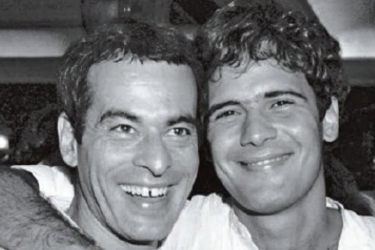 ney-matogrosso-homenageia-cazuza-nos-35-anos-da-morte-do-cantor