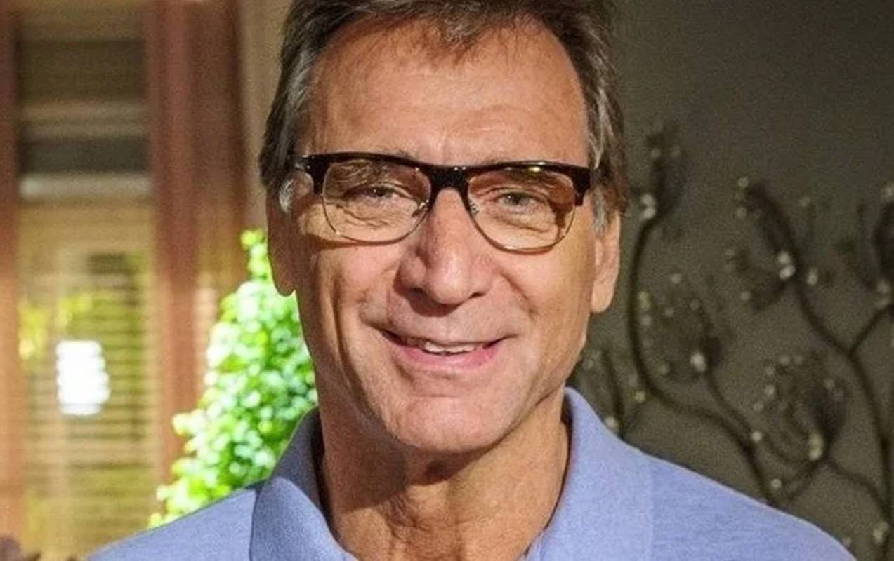 herson-capri-celebra-a-parceria-com-caio-blat-no-teatro