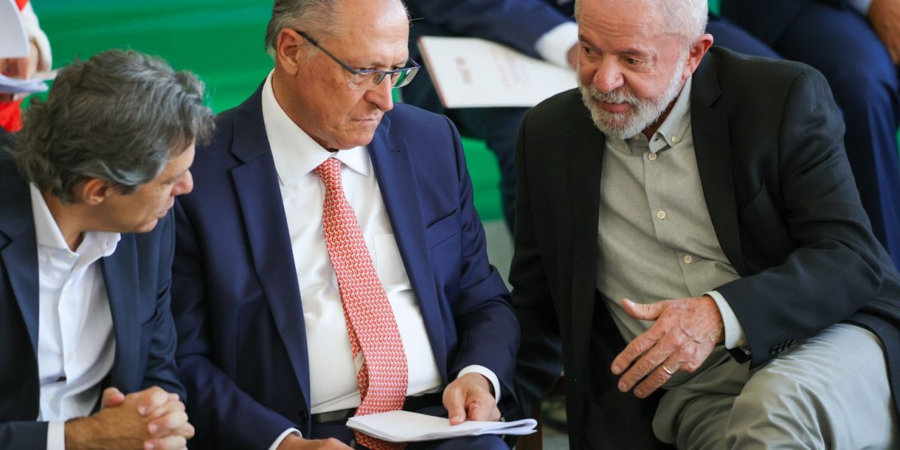 governo-vai-trabalhar-para-reverter-taxacao-dos-eua,-diz-alckmin