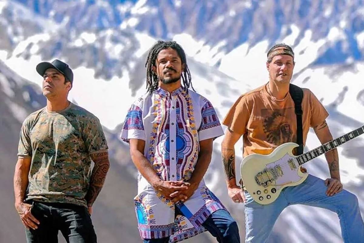 natiruts-fara-ultimo-show-da-turne-de-despedida-no-na-praia