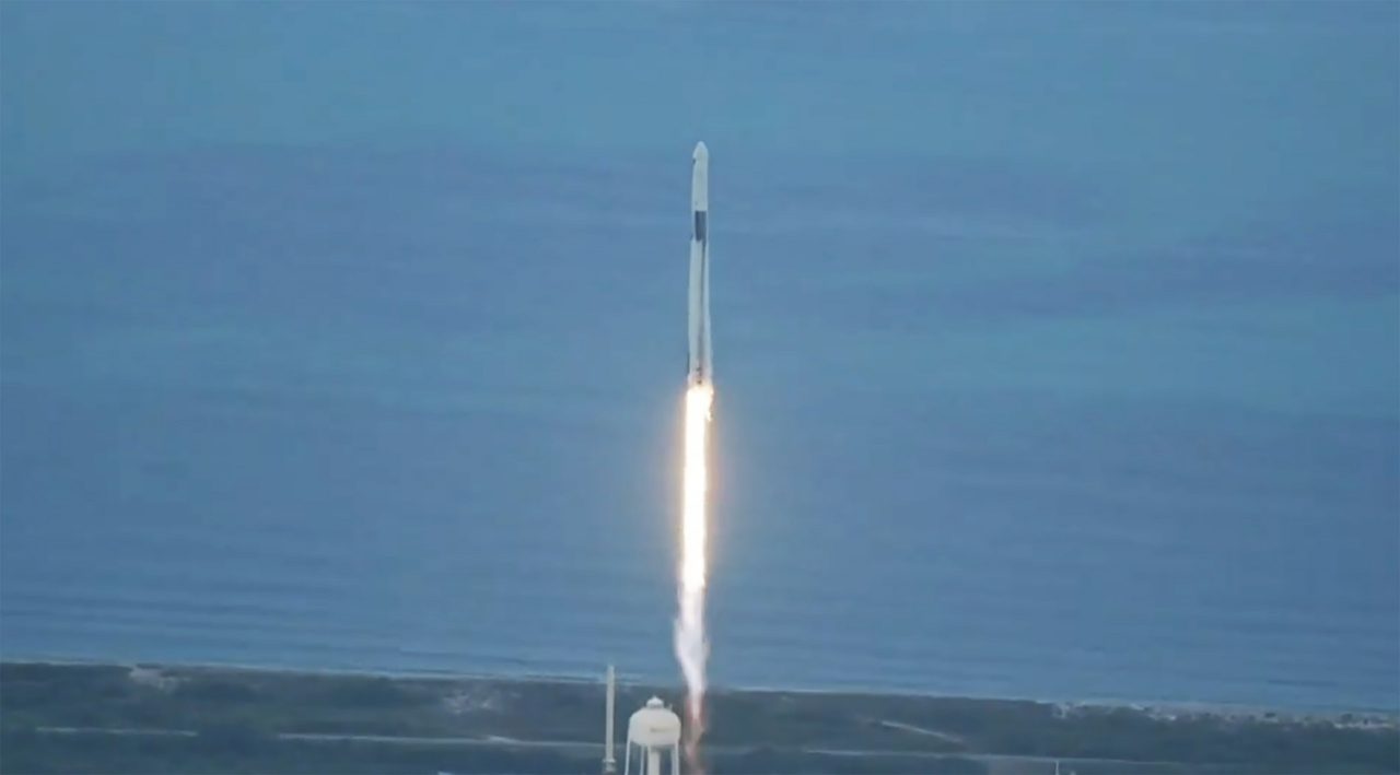 spacex-lanca-astronautas-com-sucesso-para-a-estacao-espacial-internacional