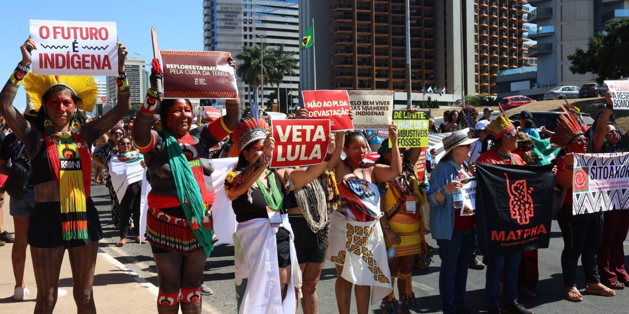 marcha-das-mulheres-indigenas-defende-luta-contra-a-violencia