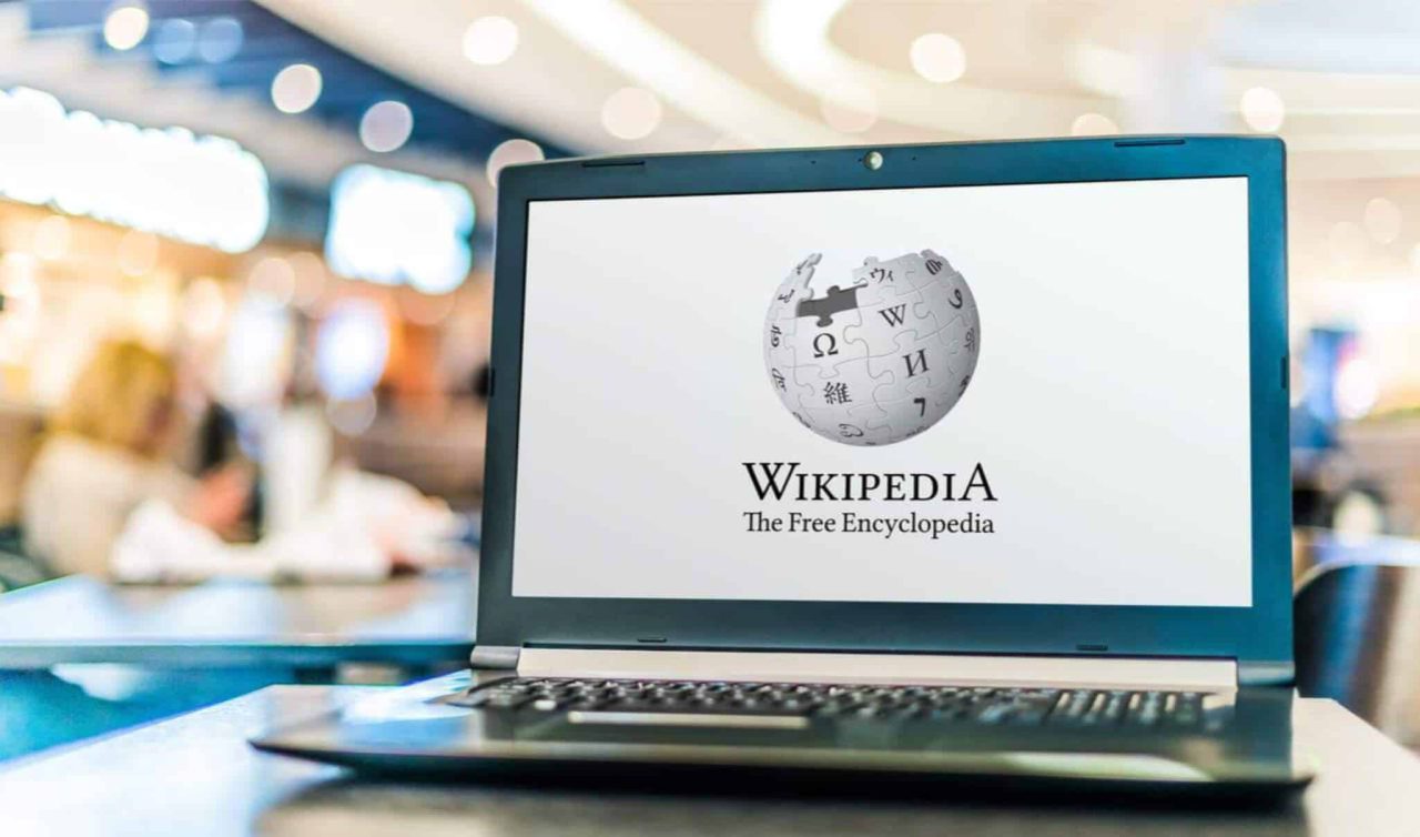 wikipedia-adota-novas-medidas-para-combater-uso-de-ia