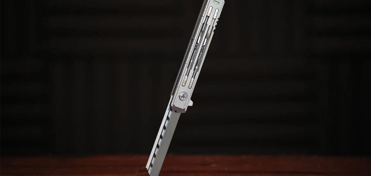 youtuber-que-criou-sabre-de-luz-lanca-canivete-capaz-de-cortar-aco