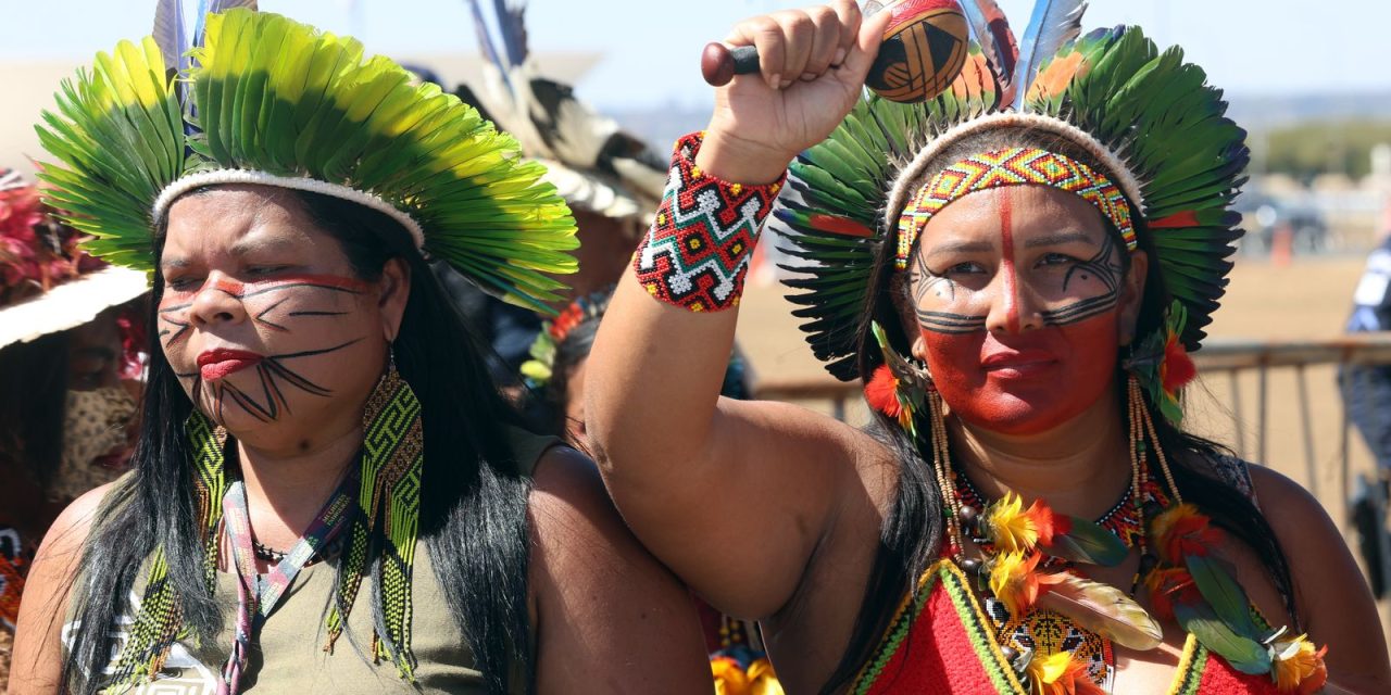 jogadoras-indigenas-sao-homenageadas-pelo-museu-do-futebol