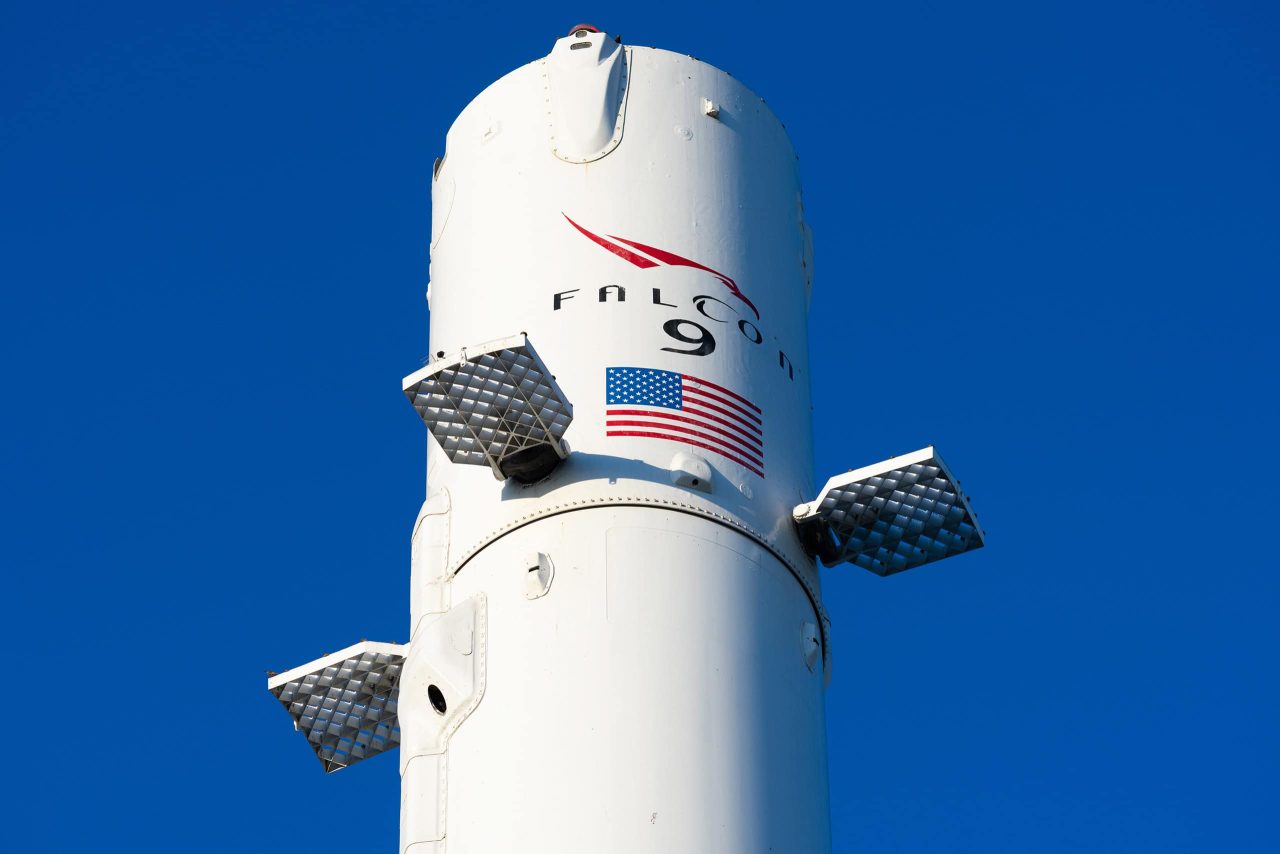 falcon-9-lanca-24-satelites-da-amazon-no-100o-voo-da-spacex-em-2025-nesta-segunda-(11)