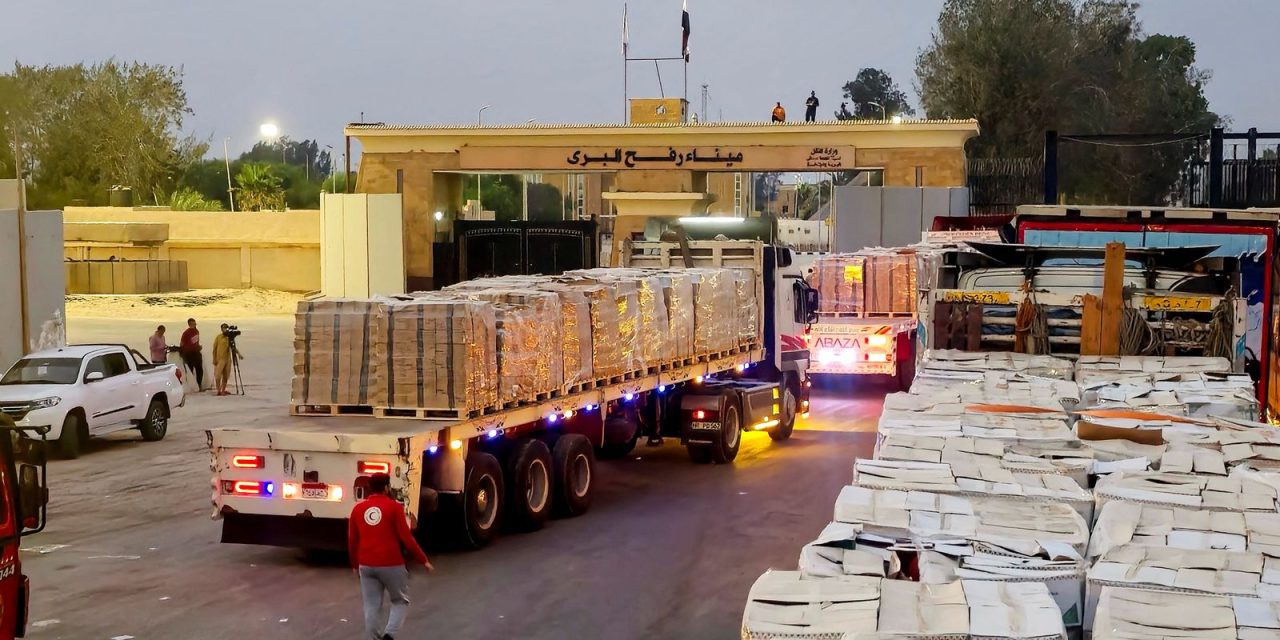 mesmo-autoriazado,-material-para-abrigo-nao-entra-em-gaza,-dizem-ongs