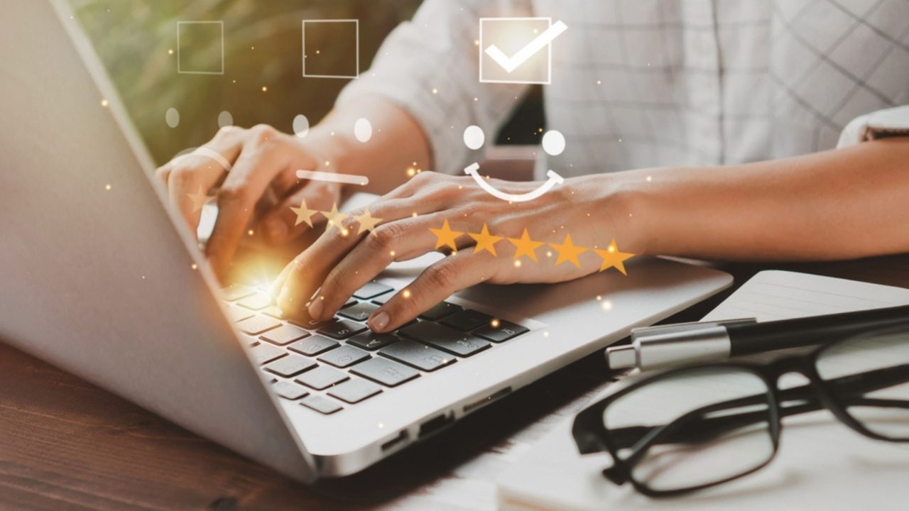 como-identificar-avaliacoes-falsas-na-shopee,-amazon-e-airbnb