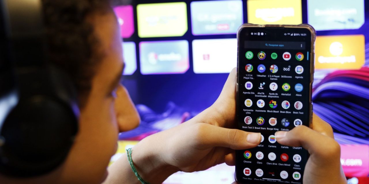 denuncias-de-pedofilia-na-internet-pelo-disque-100-aumentam-em-agosto