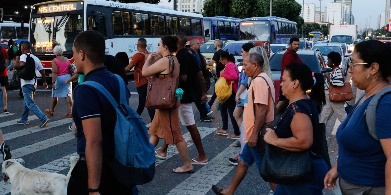 brasil -tem-queda-na-desigualdade-em-educacao,-emprego-e-meio-ambiente