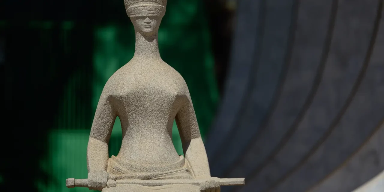 moraes-pede-a-pgr-parecer-sobre-suspensao-de-denuncia-contra-blogueiro