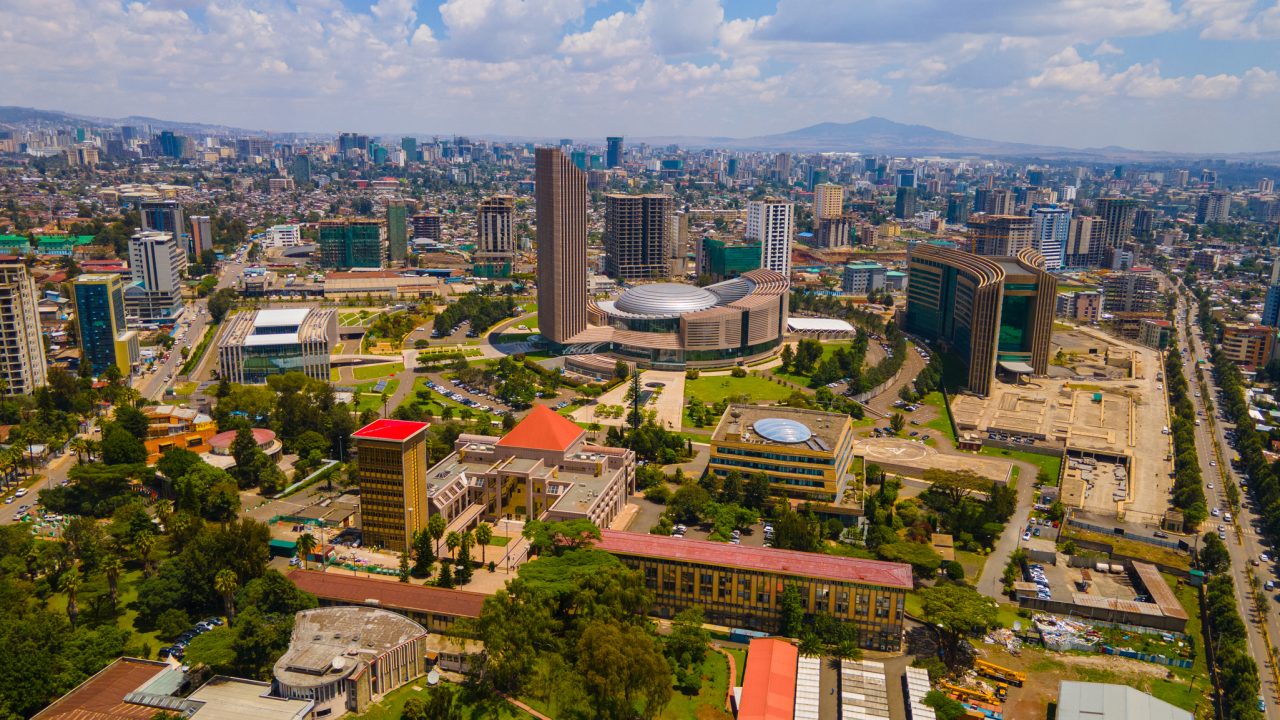 a-cupula-do-clima-na-africa-e-o-futuro-do-‘investimento-verde’