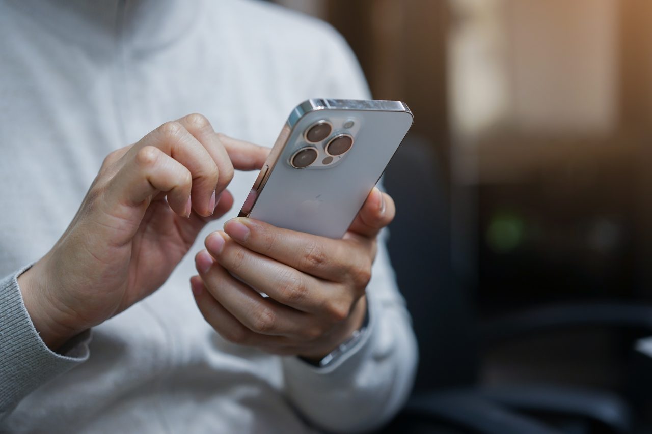 sua-proxima-busca-no-iphone-nao-sera-no-google;-conheca-o-plano-secreto-da-apple