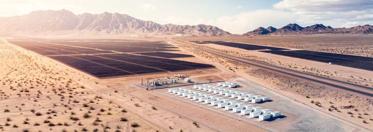 nova-aposta-da-tesla:-como-o-megablock-pode-revolucionar-a-energia