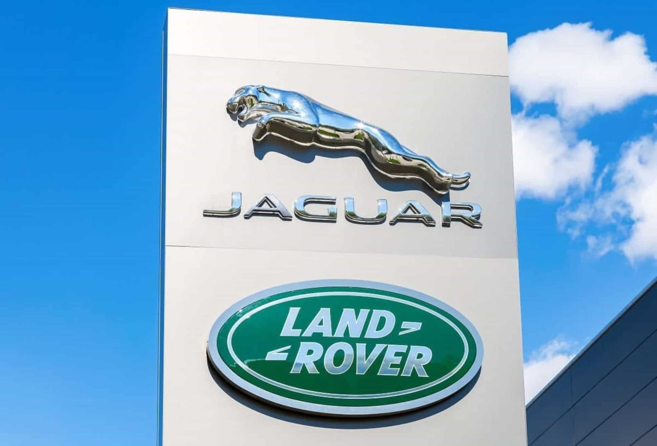jaguar-land-rover-admite-roubo-de-dados-apos-ataque-cibernetico