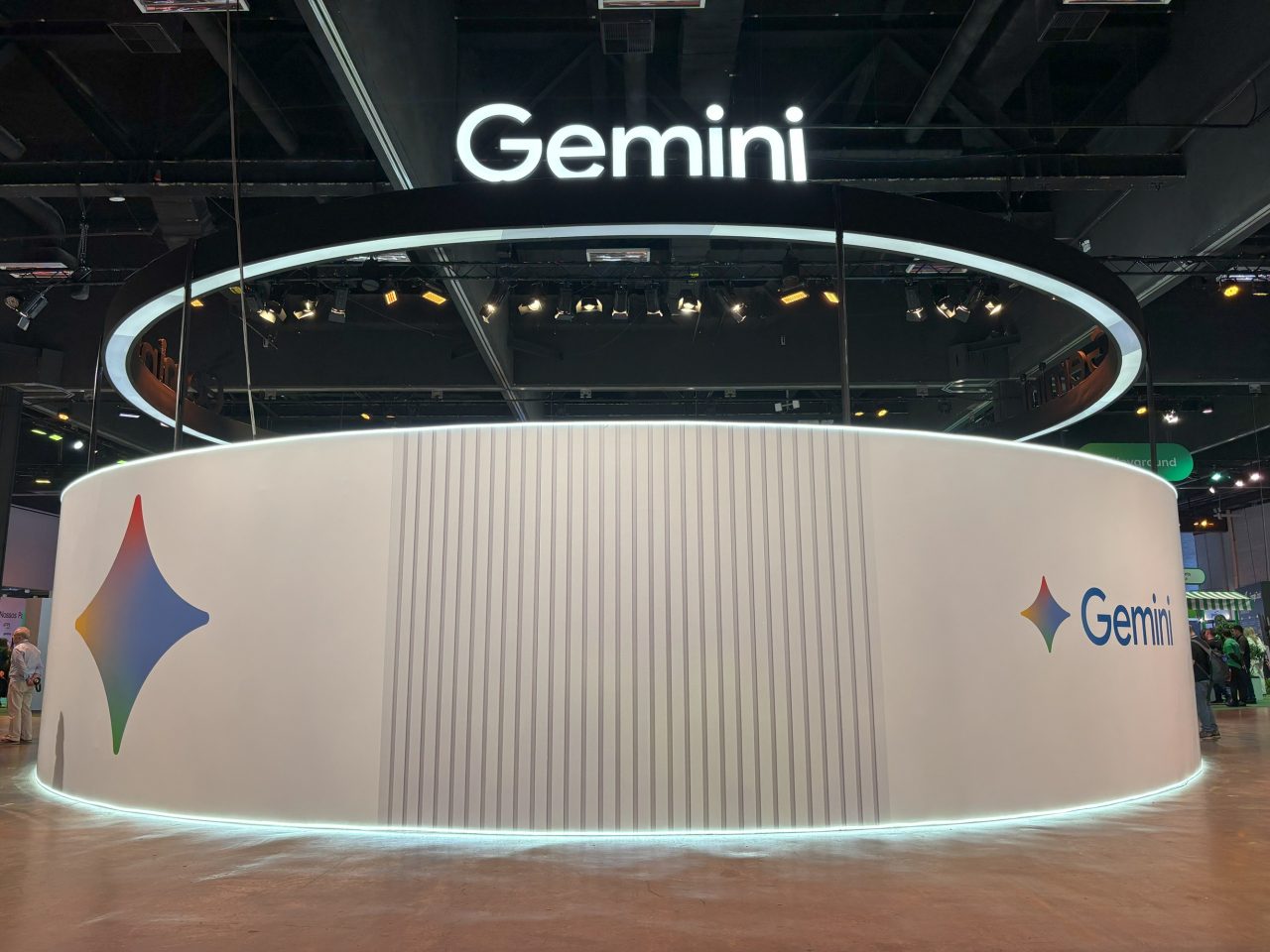 olhar-do-amanha:-google-cloud-pretende-treinar-1-milhao-de-brasileiros-em-ia