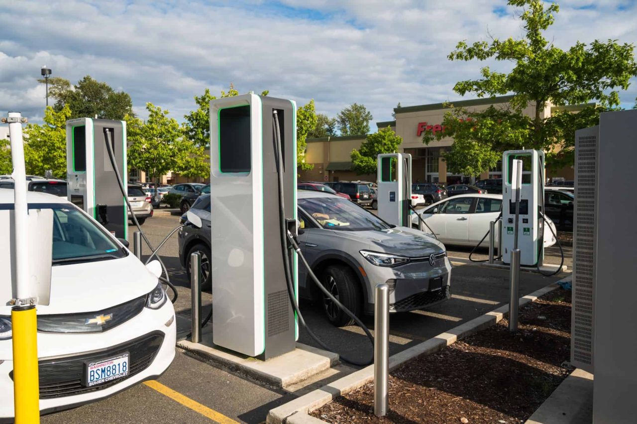 mais-de-12-milhoes-de-carros-eletricos-ja-foram-vendidos-no-mundo-em-2025