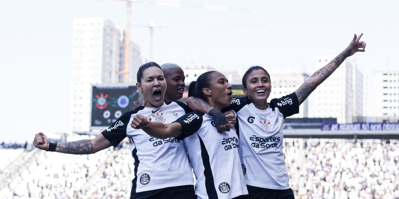 corinthians-vence-cruzeiro-e-conquista-o-hepta-do-brasileirao-feminino