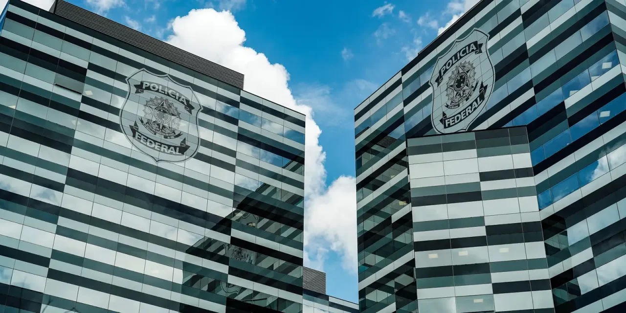 pf-diz-ao-stf-que-zambelli-nao-efetivou-acoes-de-coacao-contra-a-corte