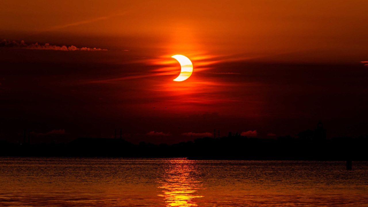 eclipse-solar-e-o-ultimo-de-2025:-saiba-tudo-sobre-o-evento