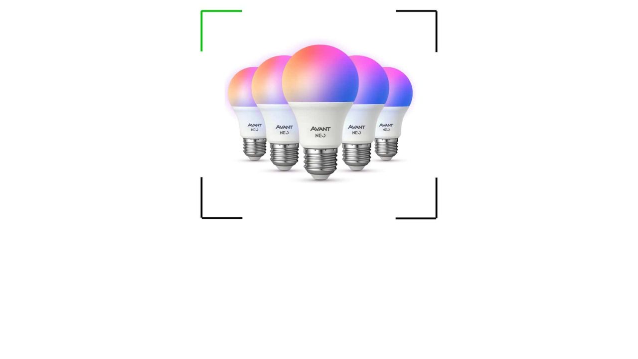 controle-a-luz-com-a-alexa:-kit-com-5-lampadas-inteligentes-em-promocao
