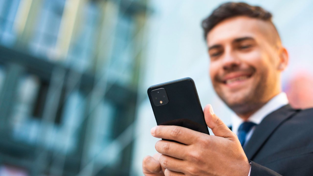 5-celulares-que-entregam-‘jeito’-de-iphone,-mas-por-muito-menos