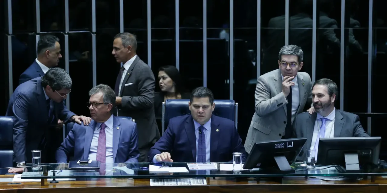 senado-aprova-retirada-de-despesas-com-tarifaco-do-teto-de-gastos