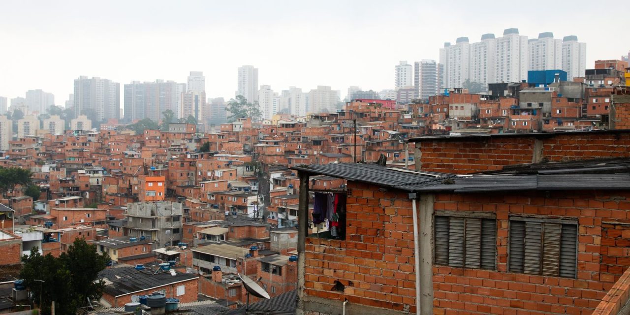 moradores-de-paraisopolis-recebem-endereco-digital