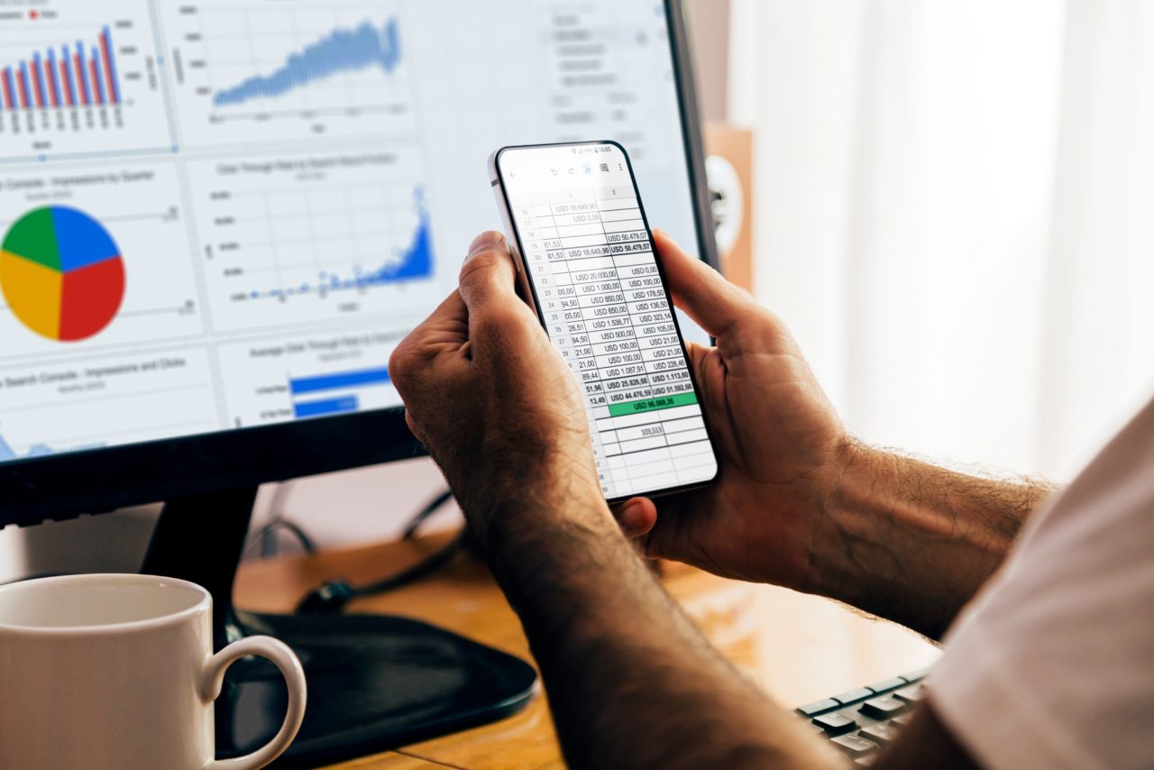 gemini-agora-explica-e-corrige-erros-de-formulas-nas-planilhas-do-google