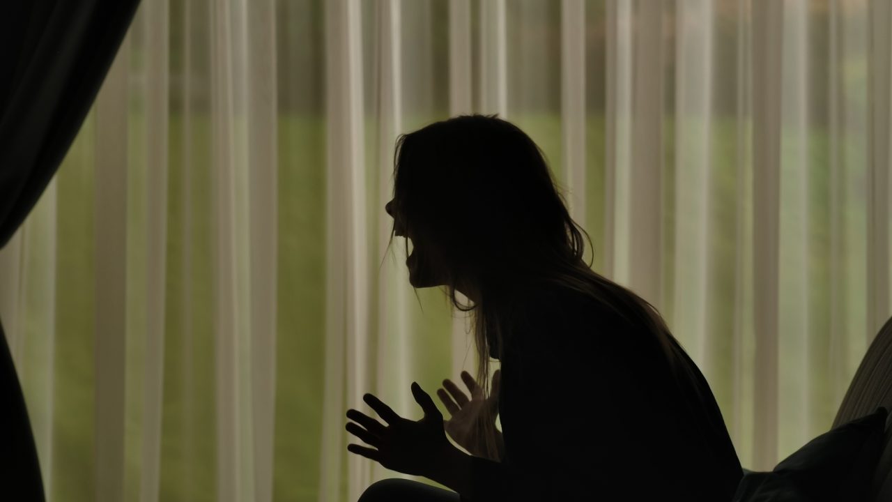 conheca-a-doenca-rara-que-impede-as-pessoas-de-sentirem-medo