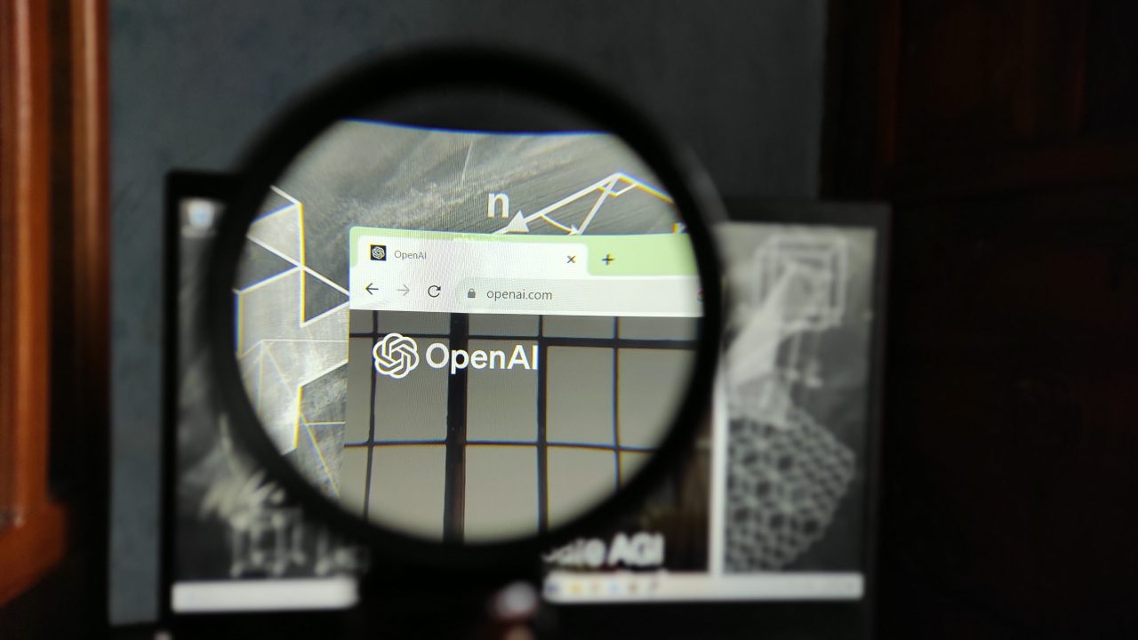 chatgpt-cria-imagens-de-abuso-infantil-e-openai-responde