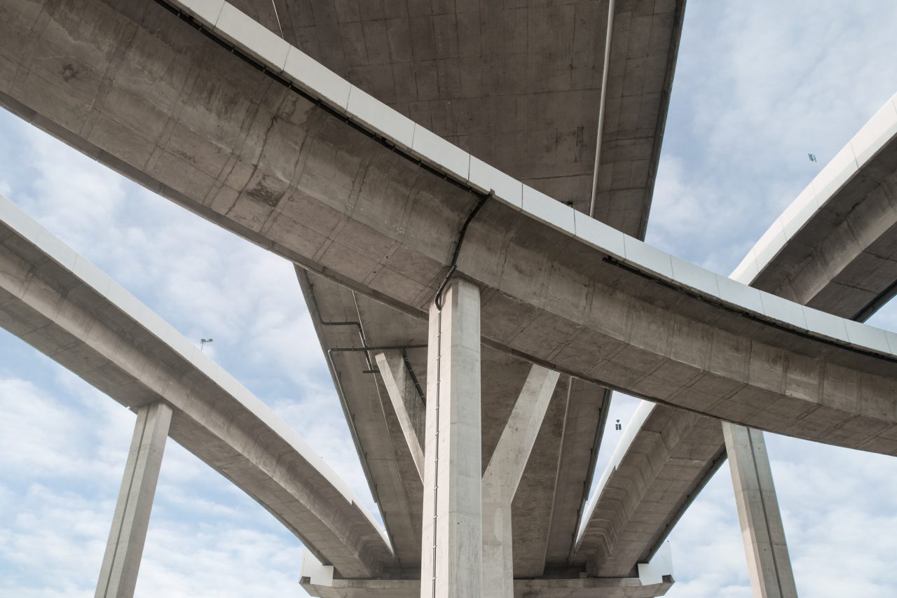 muros-e-pontes-como-bateria:-conheca-o-concreto-do-mit-que-armazena-energia