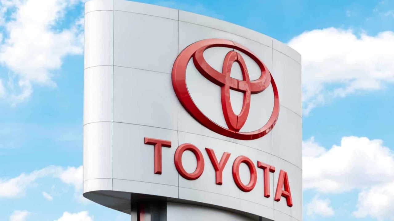 toyota-vai-retomar-producao-no-brasil,-mas-motores-serao-importados