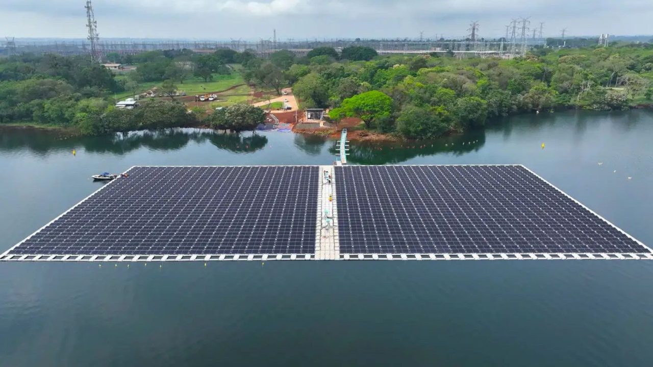 com-‘ilha-solar’,-itaipu-comeca-a-testar-outros-jeitos-de-gerar-energia