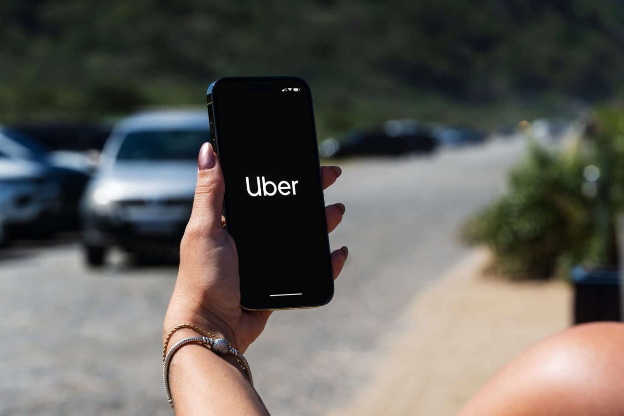 uber-muda-criterios-e-exclui-carros-populares-da-categoria-black
