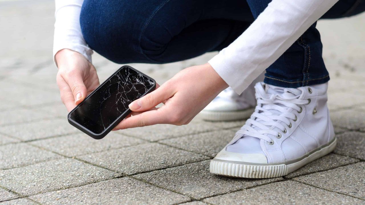 derruba-muito-o-celular?-confira-5-celulares-resistentes-para-voce-comprar-em-2025