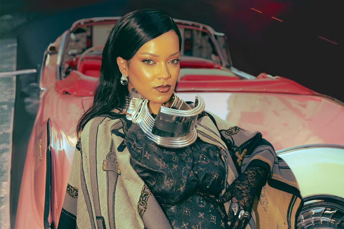 “rihanna”-imita-cabra-e-ate-vaca-em-programa.-entenda