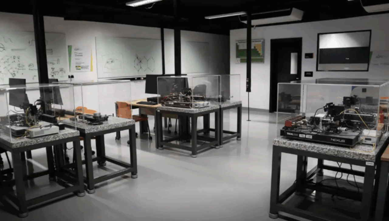 de-graca-e-com-moradia:-faculdade-em-sp-abre-inscricoes-para-formar-jovens-cientistas