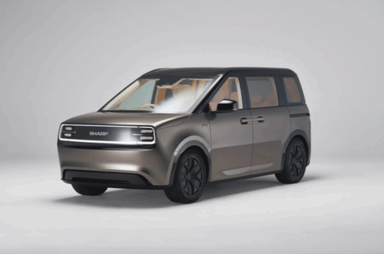 sharp-apresenta-suv-eletrico-que-se-transforma-em-cinema-e-extensao-da-casa