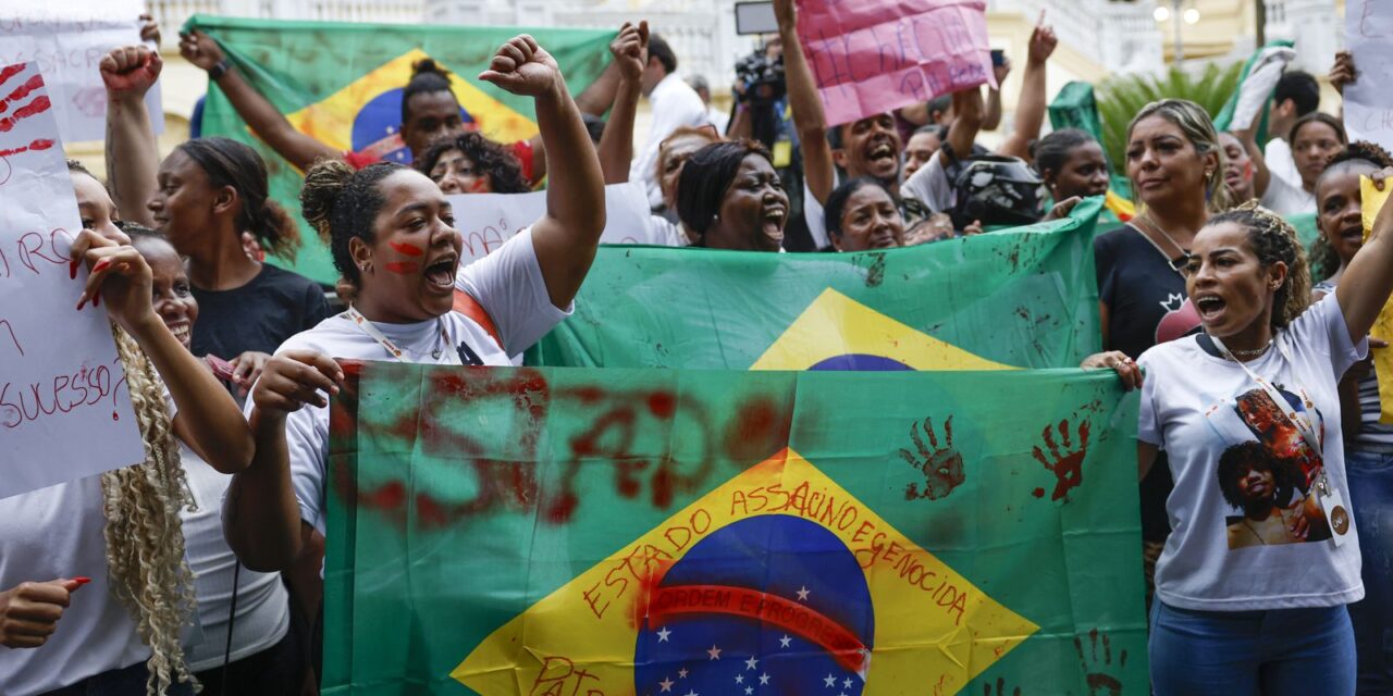 moradores-do-alemao-e-da-penha-protestam-contra-mortes-em-operacao