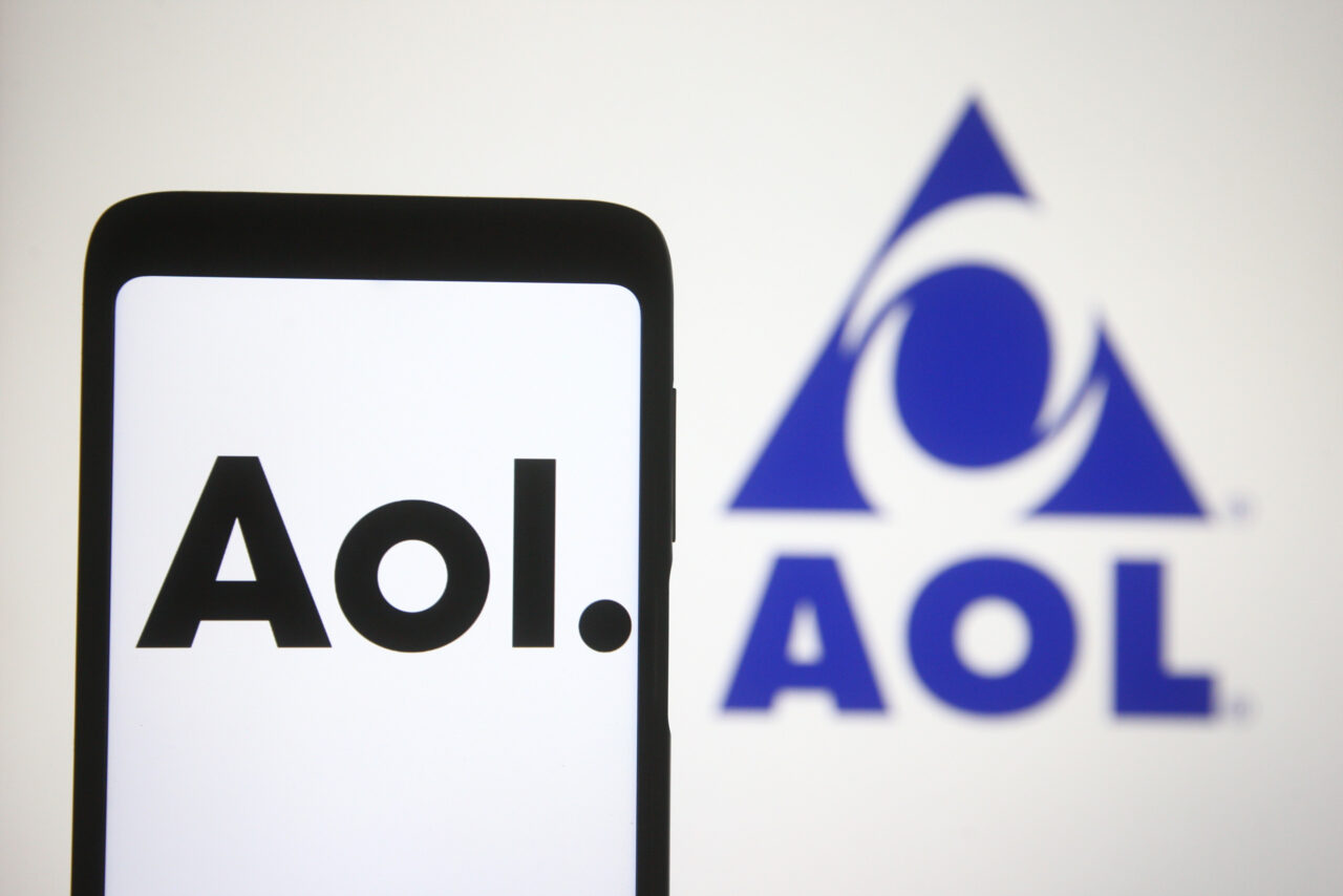 aol-e-vendida-para-empresa-de-tecnologia-italiana-e-deixa-o-yahoo