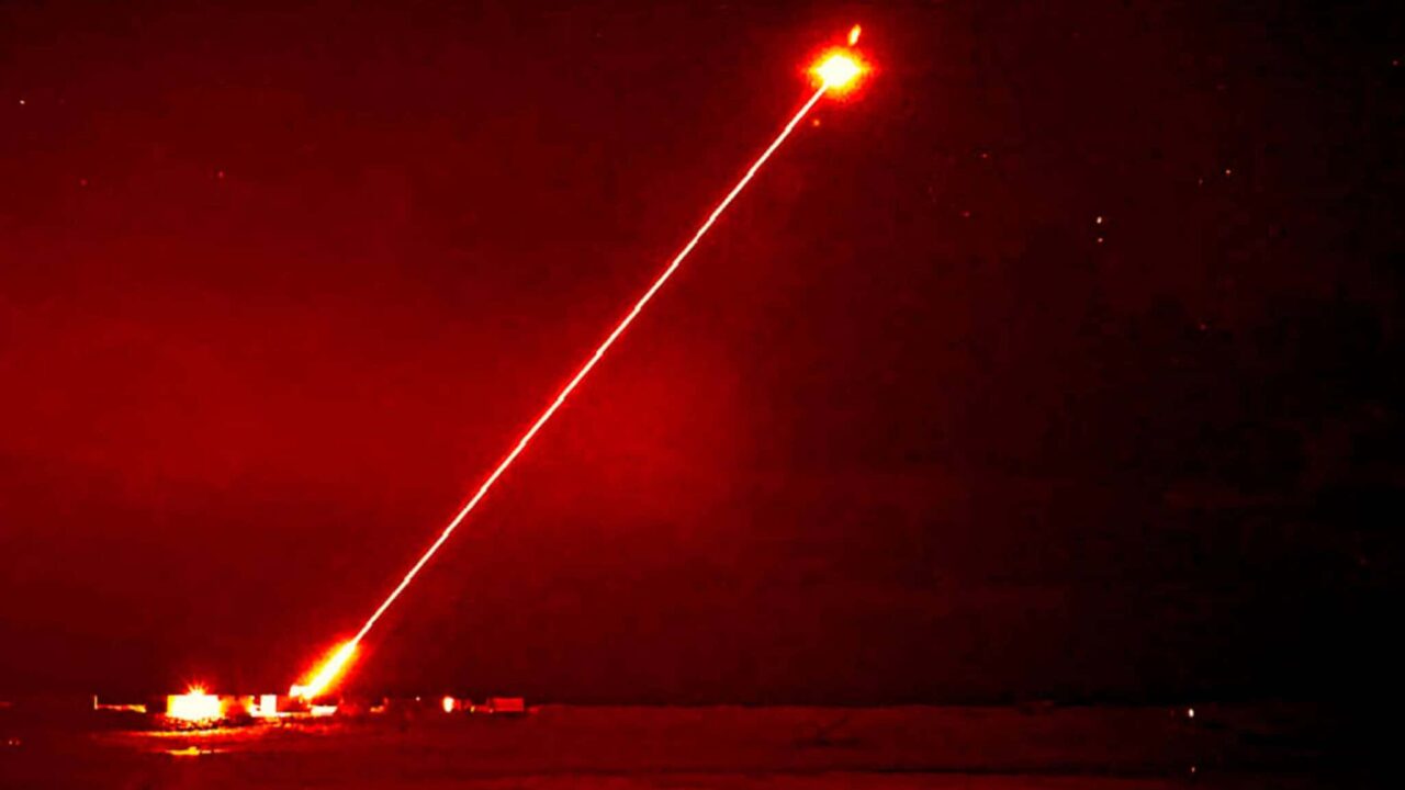 esta-arma-a-laser-pode-‘fritar’-drones-inimigos