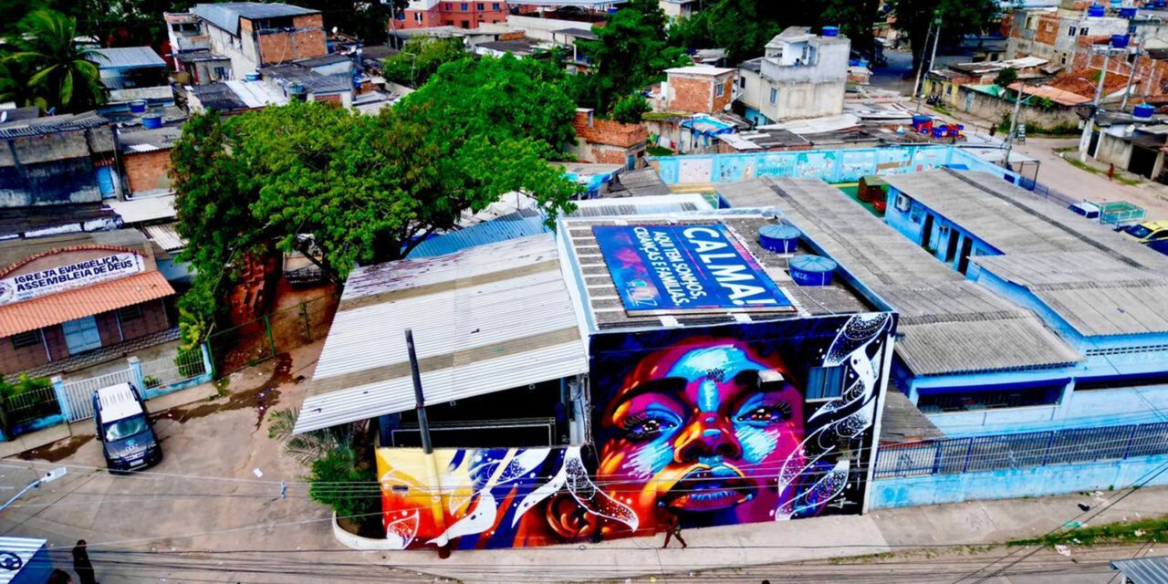 telhado-na-cidade-de-deus-diz:-“aqui-tem-criancas,-sonhos-e-familias”