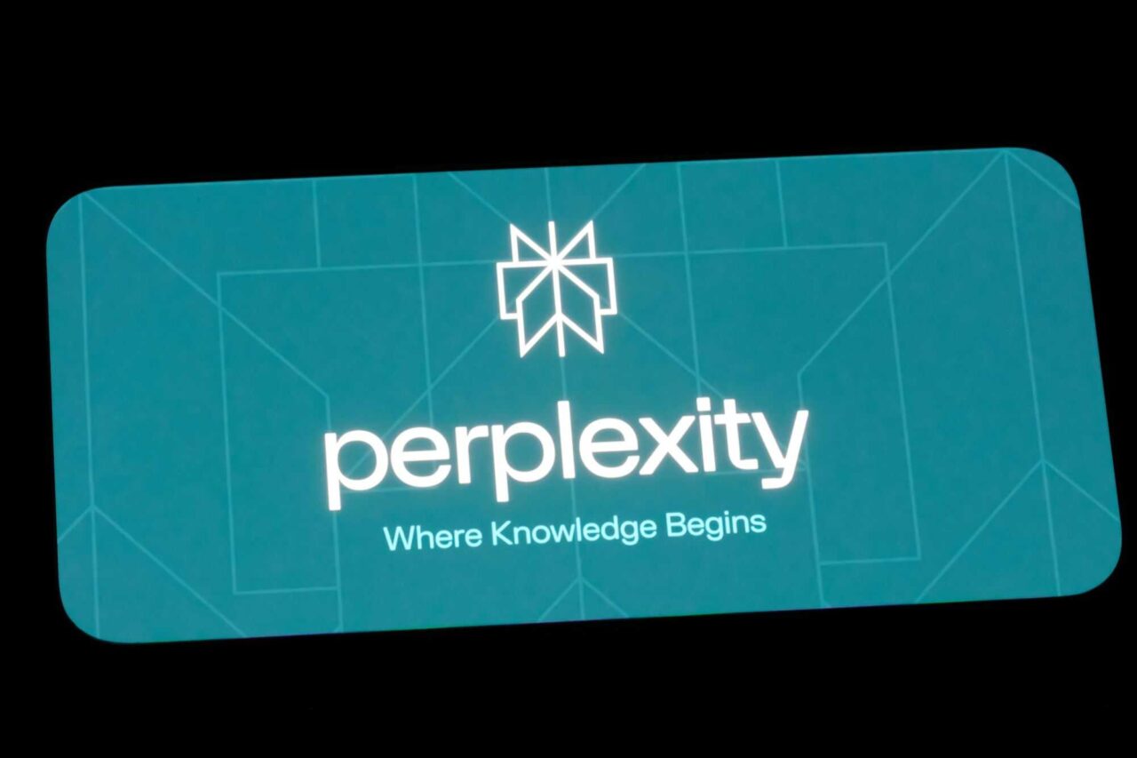 perplexity-lanca-ia-que-simplifica-buscas-de-patentes