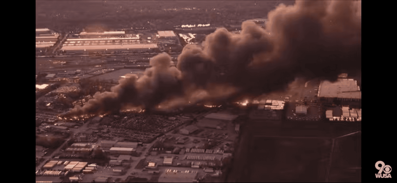 aviao-cargueiro-da-ups-cai-em-aeroporto-dos-eua;-tres-morrem