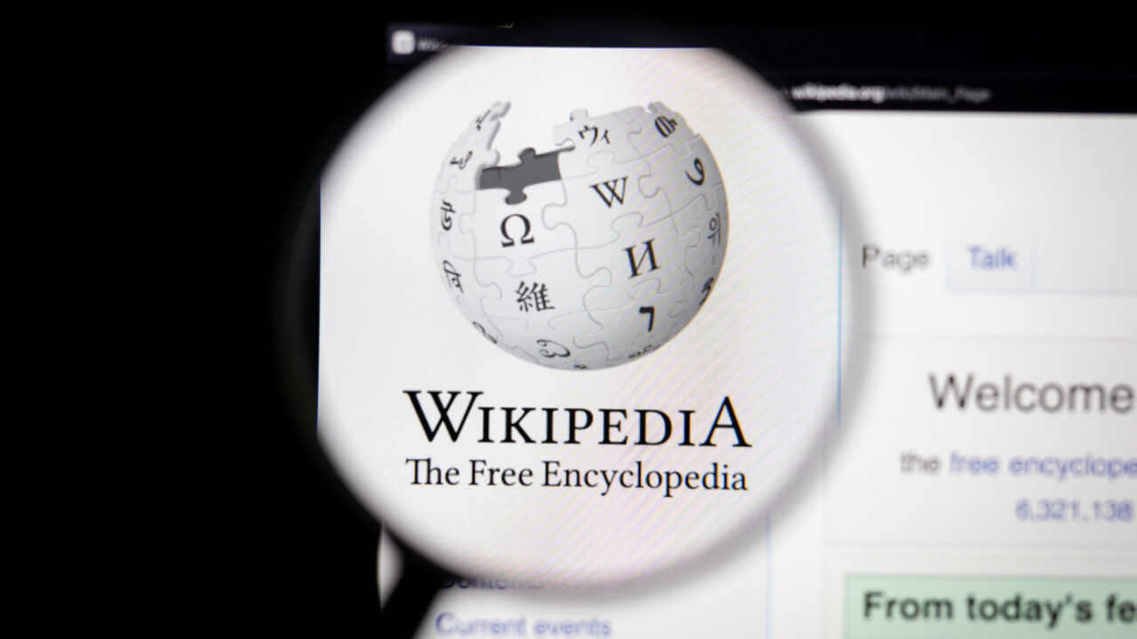 wikipedia-pede-que-empresas-de-ia-deixem-de-usar-dados-para-treinamento-de-modelos-e-paguem-por-isso