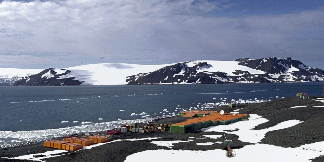 mapeamento-inedito-revela-extensao-de-area-livre-de-gelo-na-antartica