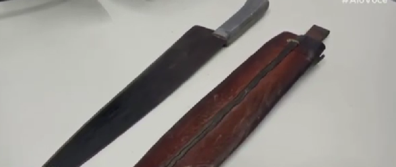 sobrinho-tenta-matar-tia-a-facadas-para-que-ela-nao-revele-segredo